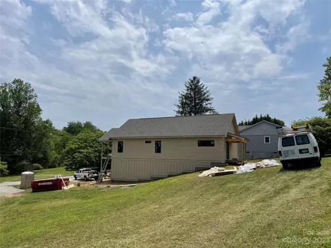 198 Ashworth Ave, Brevard, NC 28712