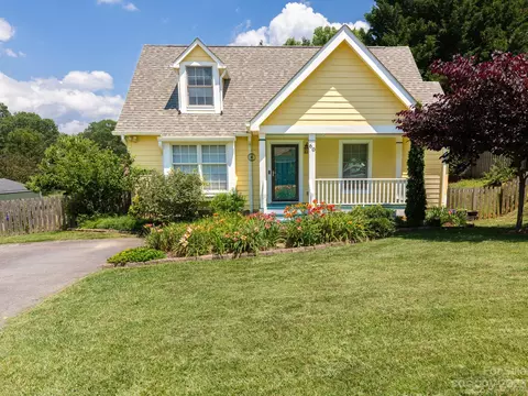 60 Ridgecrest Rd, Asheville, NC 28803