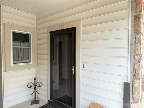 57 Club Villa 101 Dr #101, Roaring Gap, NC 28668