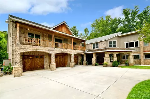 19201 Davidson Concord Rd, Davidson, NC 28036