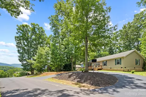 28 Enochs Way, Fletcher, NC 28732