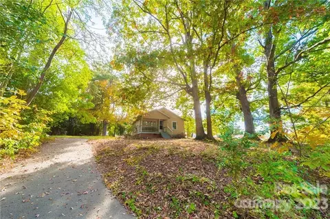 1306 Lockhart St, Monroe, NC 28112
