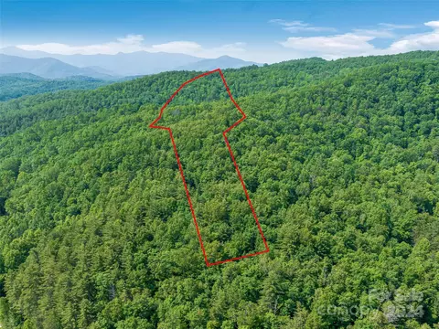 19200 Diamond Creek Rd, Lake Toxaway, NC 28747