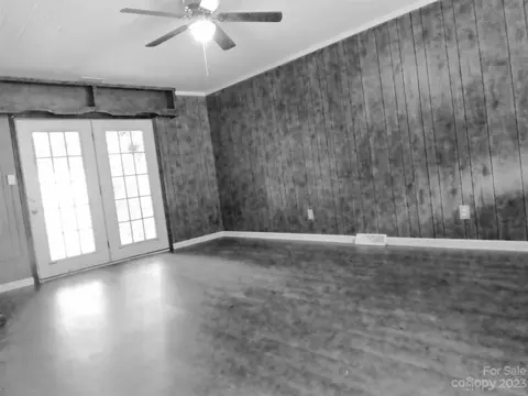 194 Maple Ave, Marion, NC 28752 photo 15