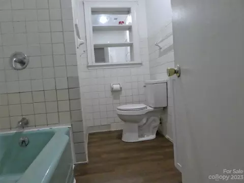 194 Maple Ave, Marion, NC 28752 photo 8