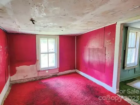 331 Thompson Rd, Spruce Pine, NC 28777 photo 14