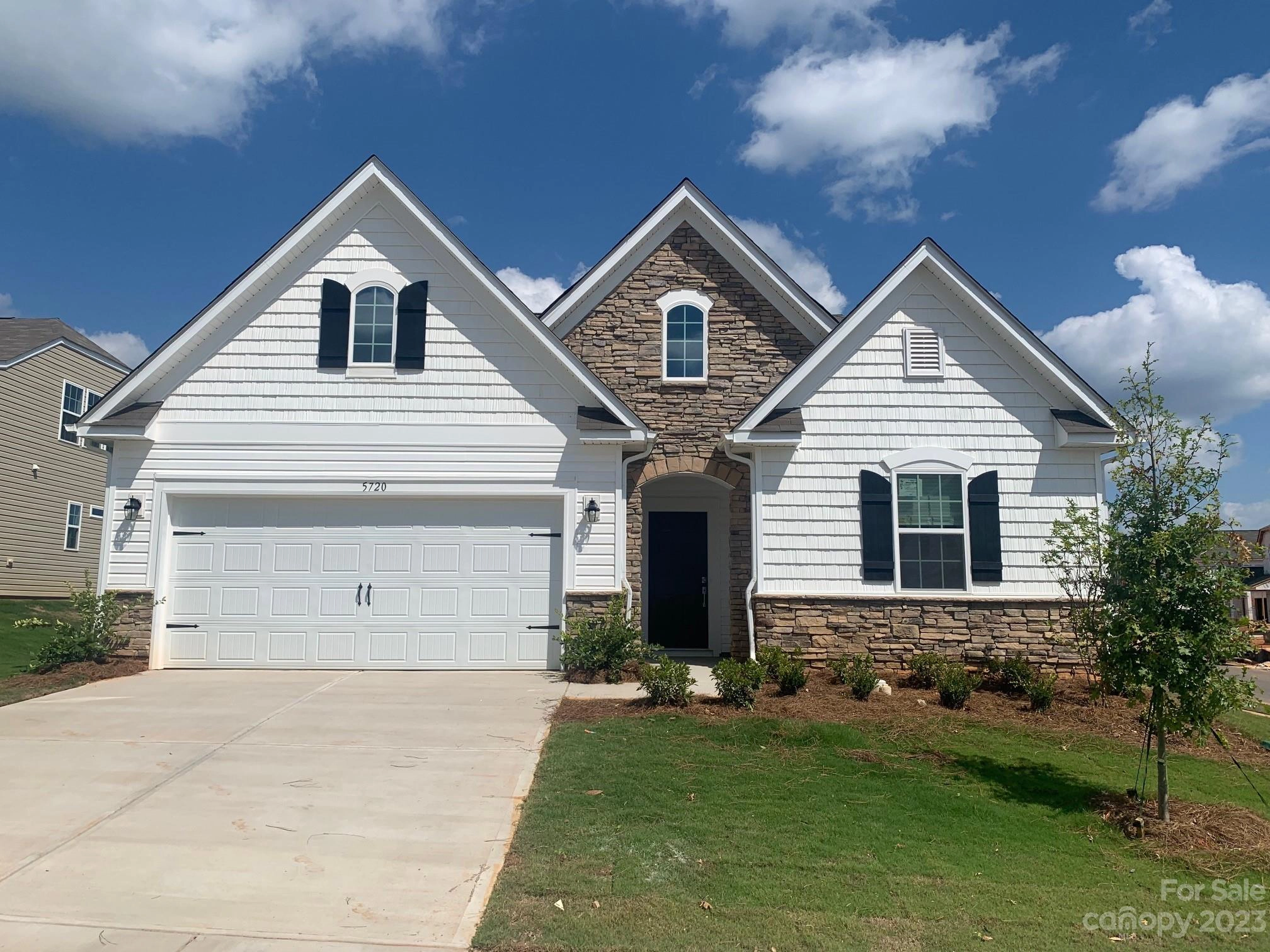 5720 Oak Branch 122 Cir Unit 122  