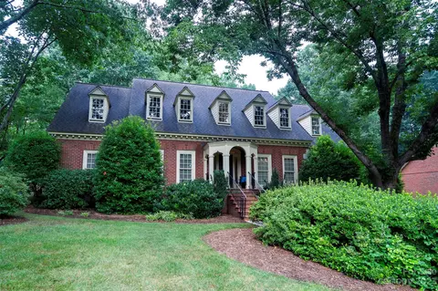 6816 Cameron Glen Dr, Charlotte, NC 28210