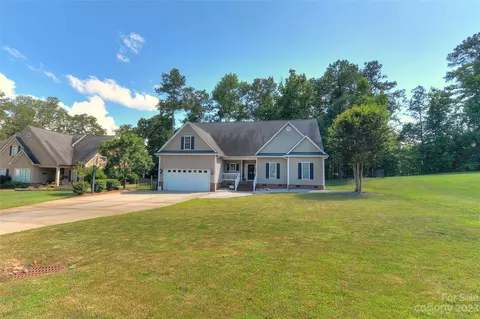 1139 Craig Ave, Lancaster, SC 29720