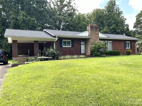 195 25th St NW, Hickory, NC 28601