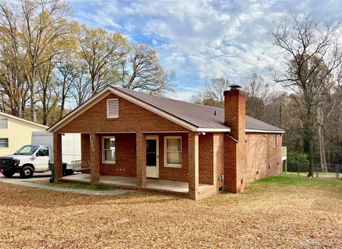 1513 Collinston Dr, Gastonia, NC 28052