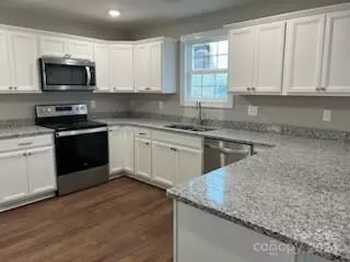 501 7th St, Spencer, NC 28159 photo 3