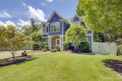 3800 Selwyn Ave, Charlotte, NC 28209