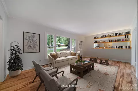 1401 E Barden Rd, Charlotte, NC 28226