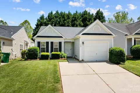 710 Belmeade Green Dr, Charlotte, NC 28214