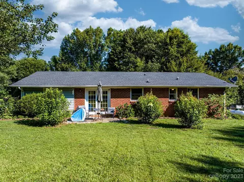 1175 Adams Cir, Conover, NC 28613 photo 16