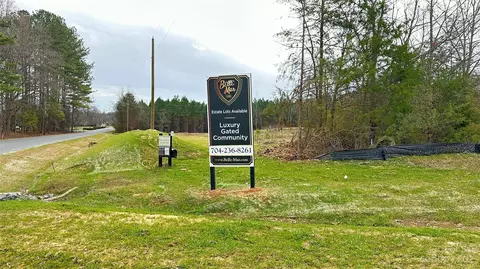 107 Belle Mar Ln, Weddington, NC 28104