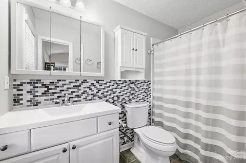 129 Easter Ln, Davidson, NC 28036 photo 13