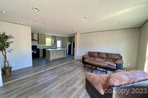1013 Scott Rd, Kershaw, SC 29067