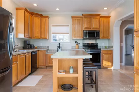 Hallaran Drive, Marshall, NC 28753 photo 11