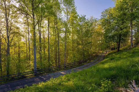 Hallaran Drive, Marshall, NC 28753 photo 37
