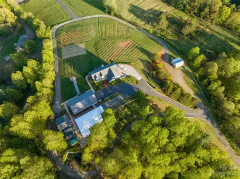 Hallaran Drive, Marshall, NC 28753 photo 4