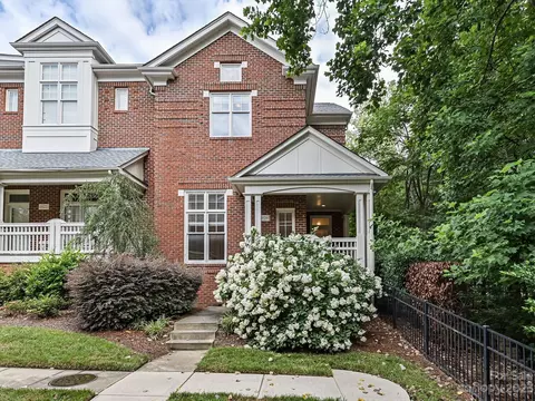 4820 S Hill View Dr, Charlotte, NC 28210