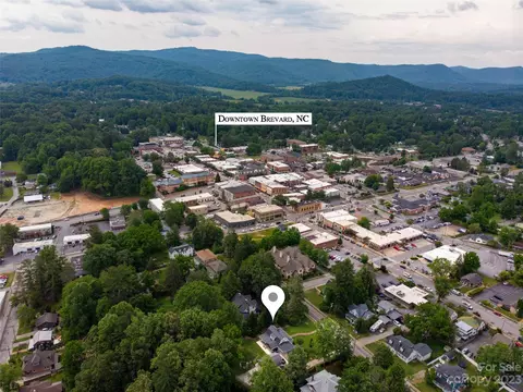 170 Probart St, Brevard, NC 28712 photo 4