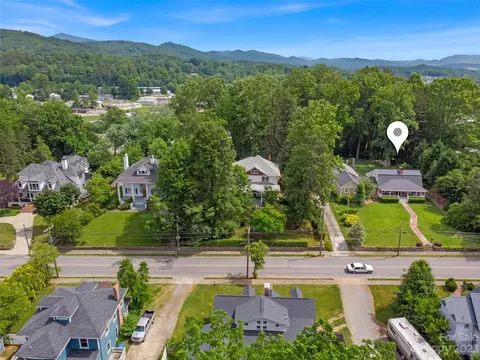 170 Probart St, Brevard, NC 28712 photo 8