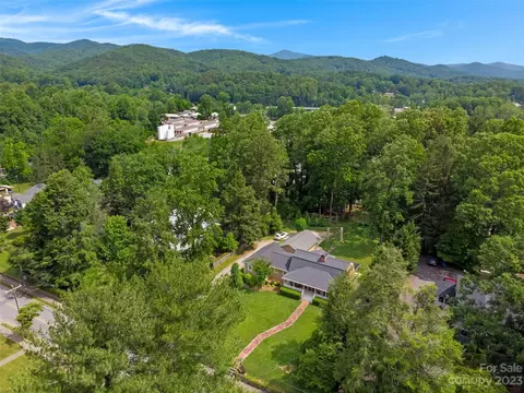 170 Probart St, Brevard, NC 28712 photo 7