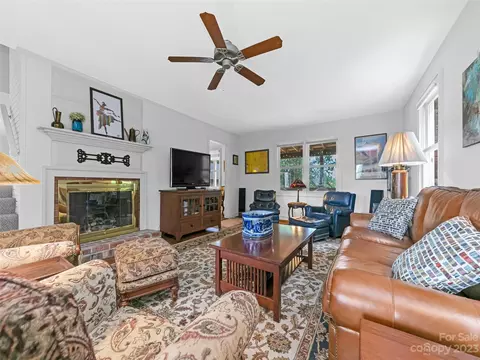 170 Probart St, Brevard, NC 28712 photo 18