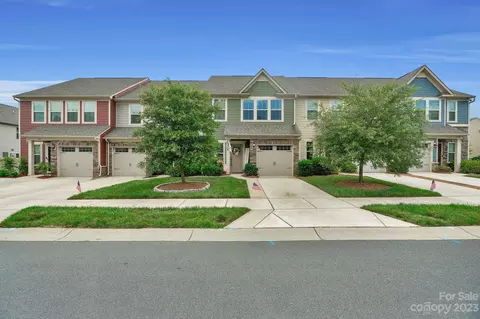 210 Park Meadows Dr, Matthews, NC 28104