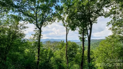 427 Quarry 22 Rd #22, Lake Toxaway, NC 28747