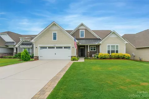 1232 Dali Blvd, Mount Holly, NC 28120