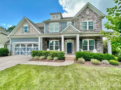102 Chadderton Way, Waxhaw, NC 28173