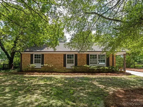 7805 Teakwood Rd, Indian Trail, NC 28079
