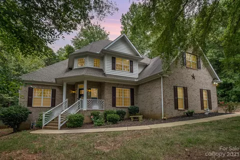 9636 Twin Falls Ct, Mint Hill, NC 28227