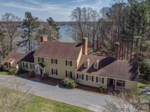2016 Fairview Rd, Shelby, NC 28150