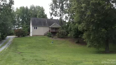 252 E Concord St, Stanfield, NC 28163 photo 2