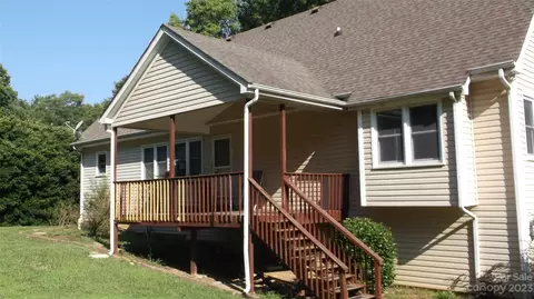 252 E Concord St, Stanfield, NC 28163 photo 3