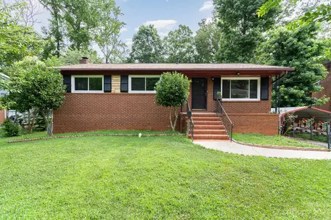 6409 Springfield Dr, Charlotte, NC 28212
