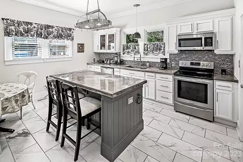 81 Pine Nw St NW, Concord, NC 28025