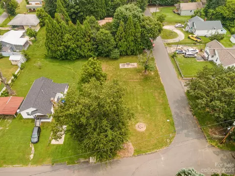 600 2nd St, Stanley, NC 28164 photo 6