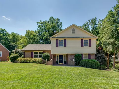 2916 Goneaway Rd, Charlotte, NC 28210