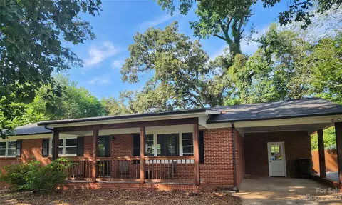 3403 Cinderella Dr, Dallas, NC 28034