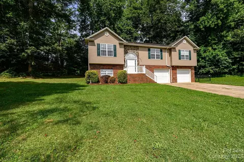 4064 Caitlins Way, Hickory, NC 28602 photo 41