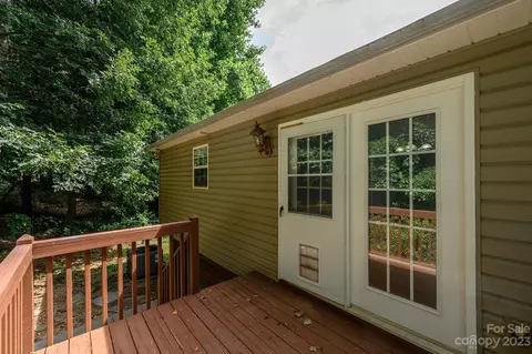 4064 Caitlins Way, Hickory, NC 28602 photo 29