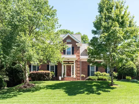 622 Laurel Fork Dr, Matthews, NC 28105