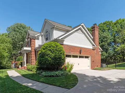 622 Laurel Fork Dr, Matthews, NC 28105 photo 4