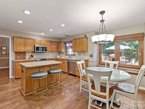 622 Laurel Fork Dr, Matthews, NC 28105 photo 17